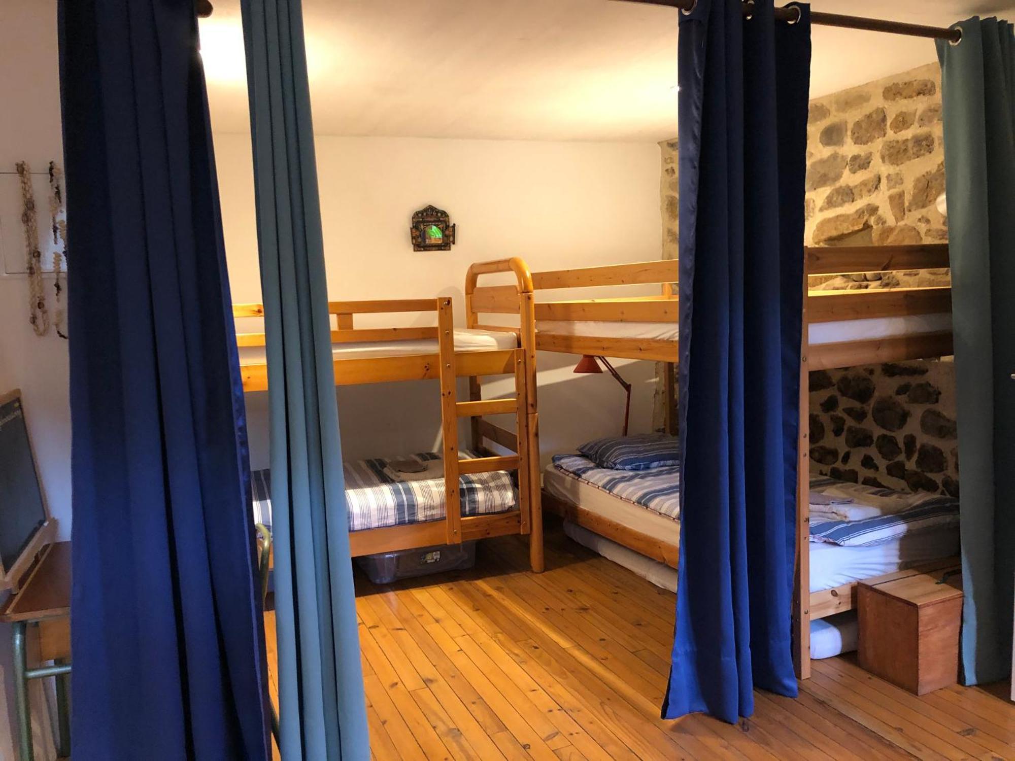 Les Pentes Du Chateau De Retourtour Lamastre Luaran gambar