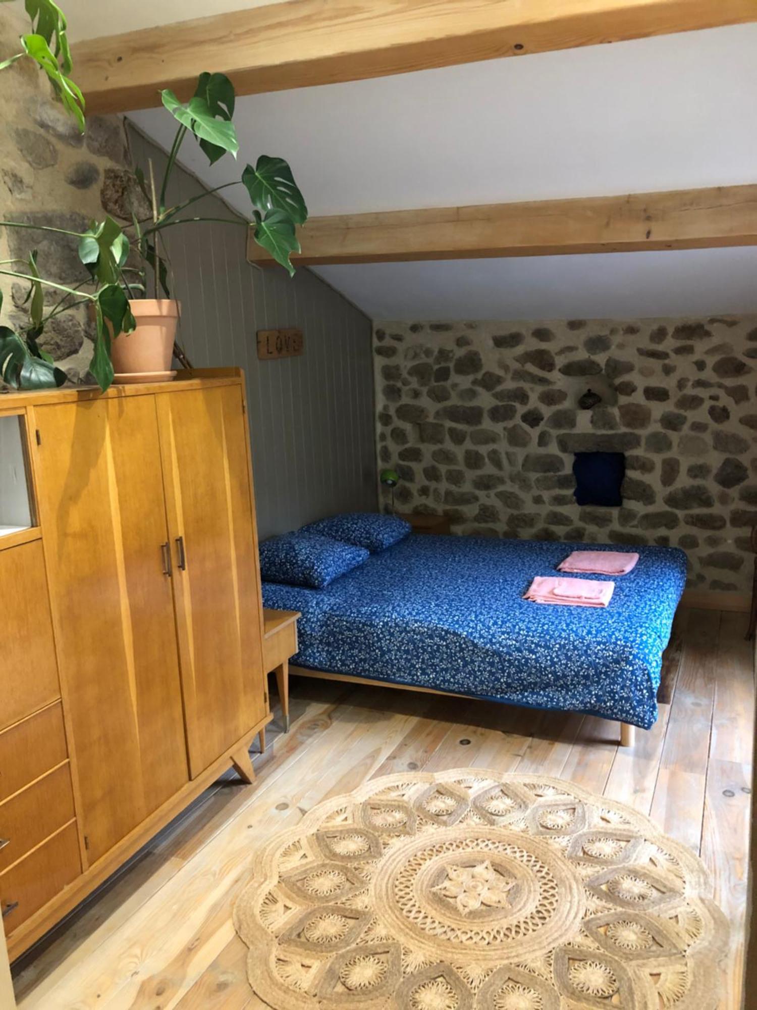 Les Pentes Du Chateau De Retourtour Lamastre Luaran gambar